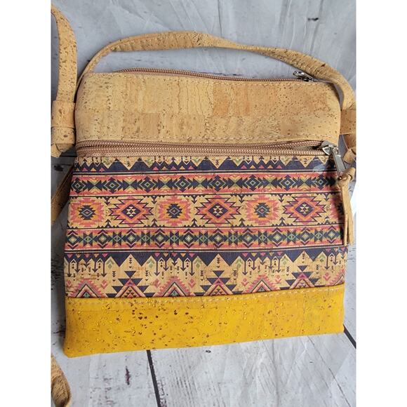 Cork Crossbody Handbag Lightweight Bag, 8in x 7.5in Portugal New Boho Style - Picture 2 of 8